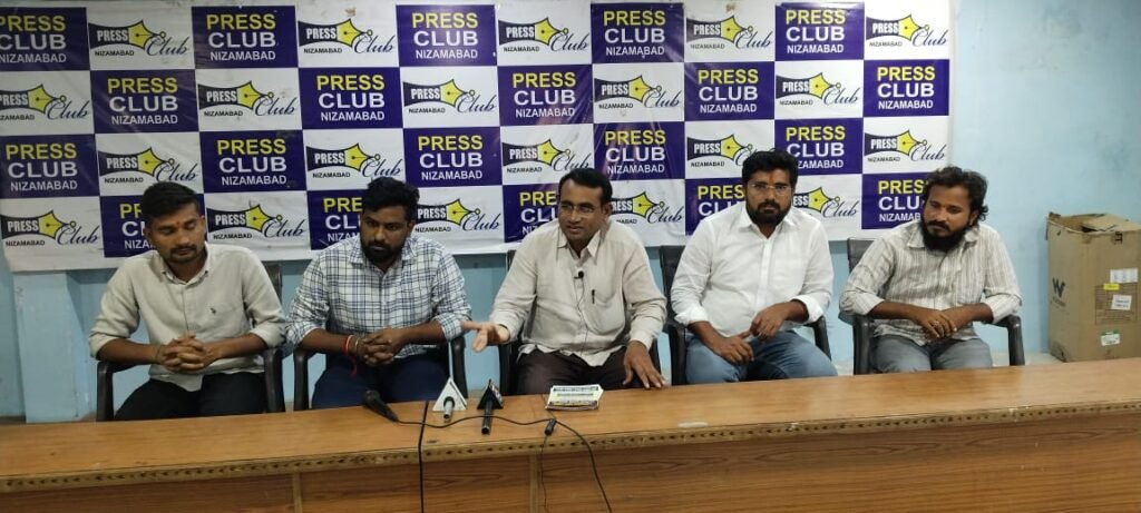 ప్రశ్నించే గొంతుకులను శాసన మండలికి పంపించండి