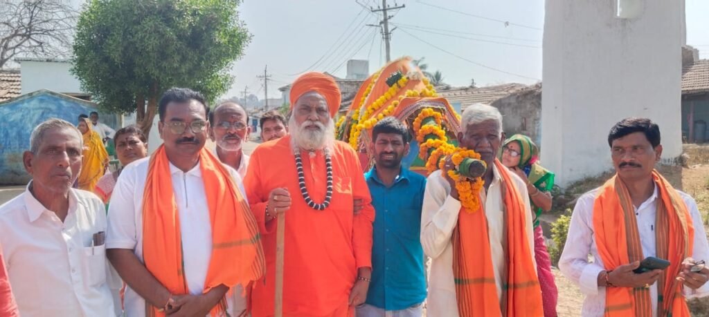 మహాంతేశ్వర మల్లికార్జున స్వామి ఆలయంలో ఘనంగా పల్లకి సేవ 
