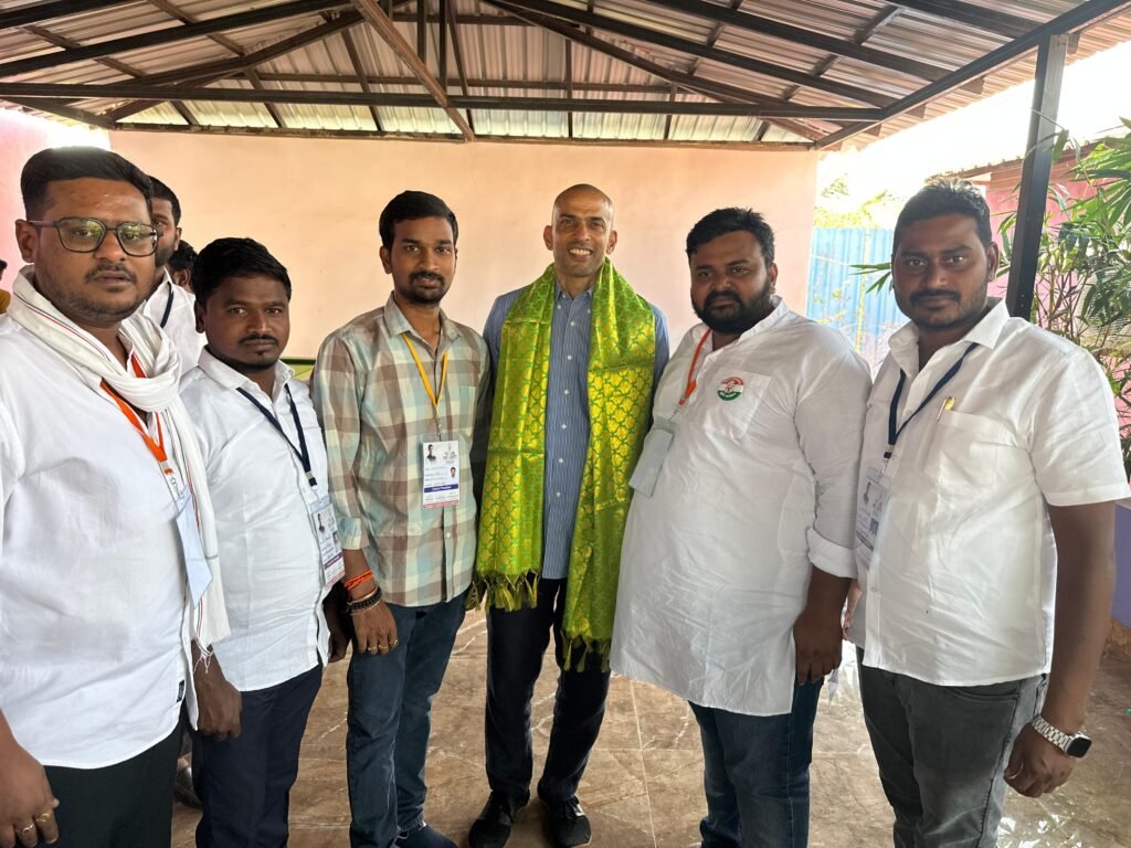 యువజన కాంగ్రెస్ జాతీయ ఇంచార్జీని సన్మానించిన విపుల్ గౌడ్