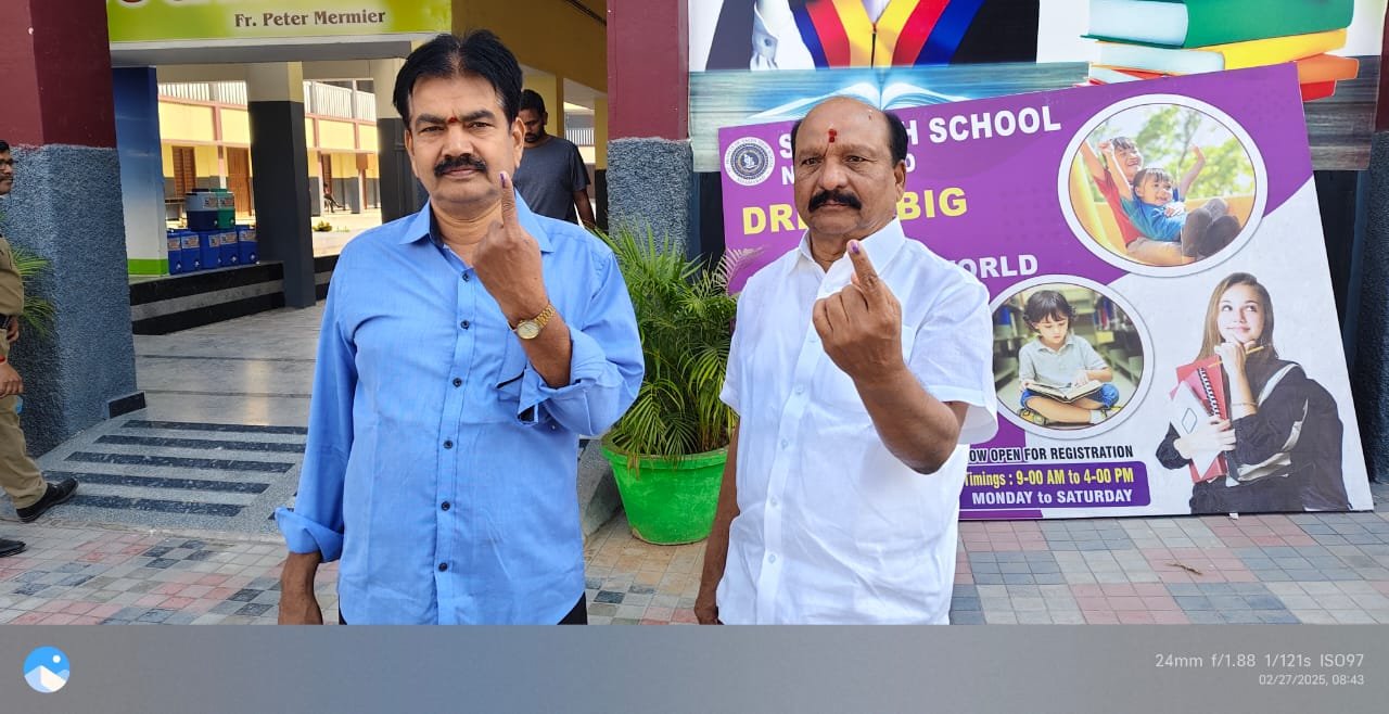 Polling for MLC election has started