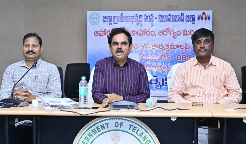 మహిళలందరిని చైతన్యం చేయాలి