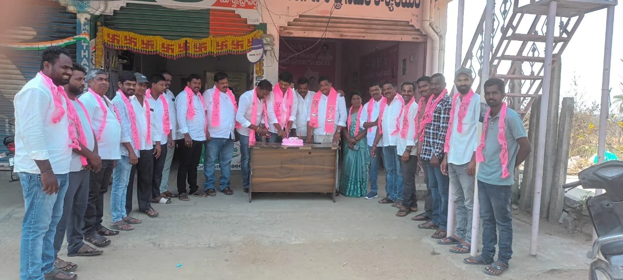 Grand celebration of KCR's birthday
