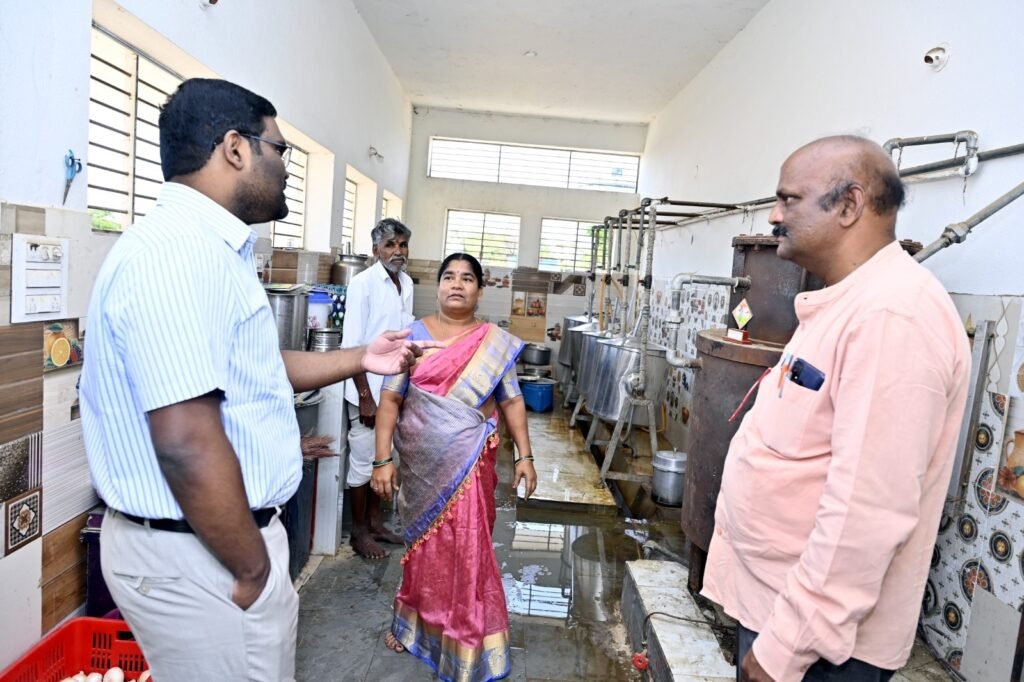 The Collector inspected the polling stations