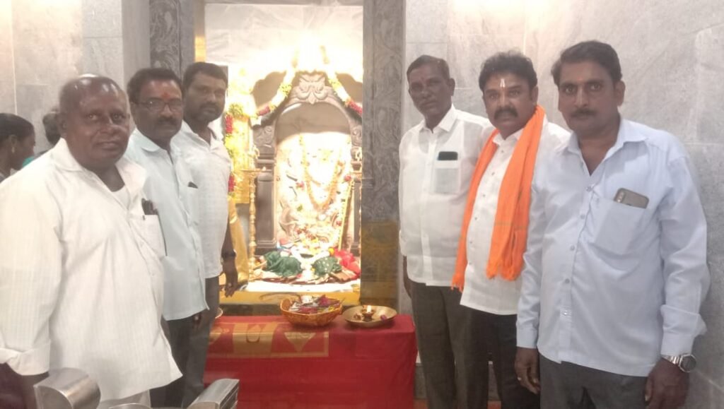 కొనసాగుతున్న శత చండీయాగ మహోత్సవం