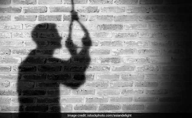 Student commits suicide in Sri Chaitanya College