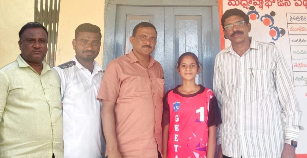 35వ జాతీయస్థాయి సబ్ జూనియర్ పోటీలకు ఎంపికైన రాజారపు స్పందన…