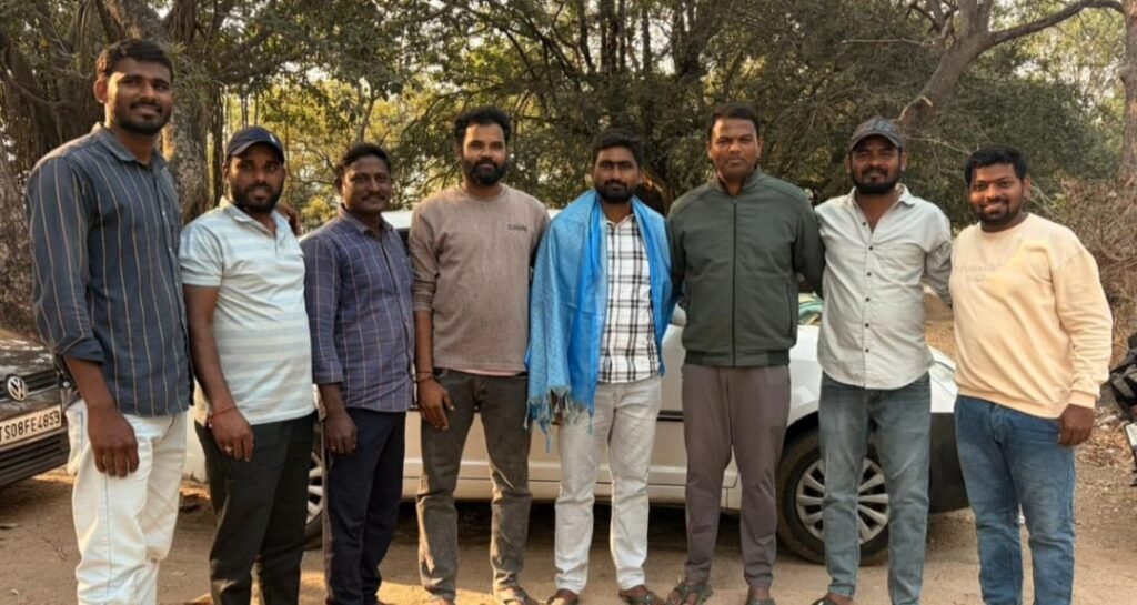 నాగేంద్ర నగర్ ఉప సర్పంచ్ కు 2010-2011 ఎస్.ఎస్.సి బ్యాచ్ సన్మానం