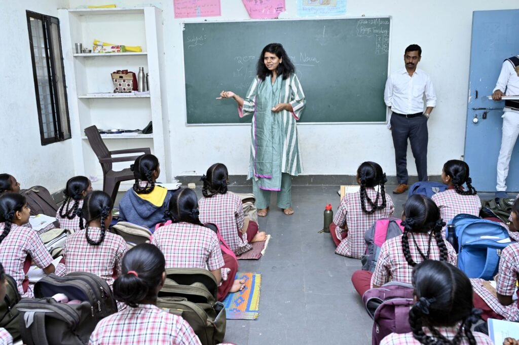Collector conducts surprise inspection of Kasturba Girls' School
