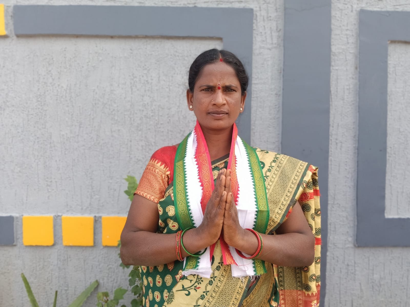 Vandana Hanumanth as Congress municipal candidate