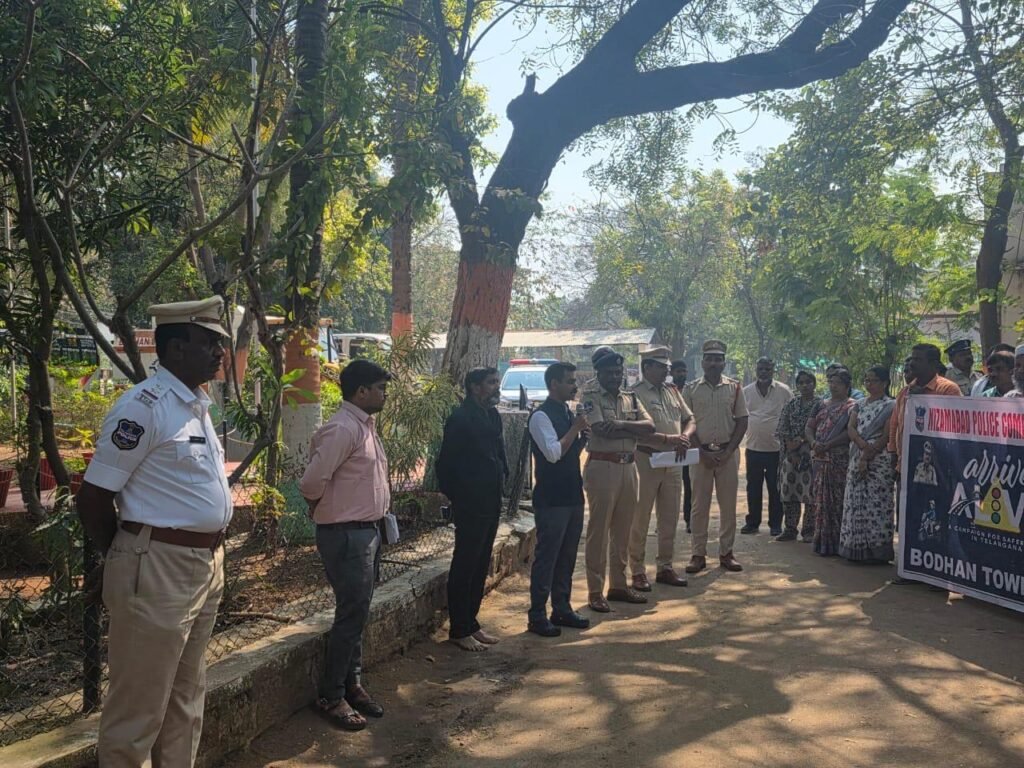 బోధన్‌లో ‘అరైవ్ అలైవ్’ రోడ్డు భద్రతా కార్యక్రమం
