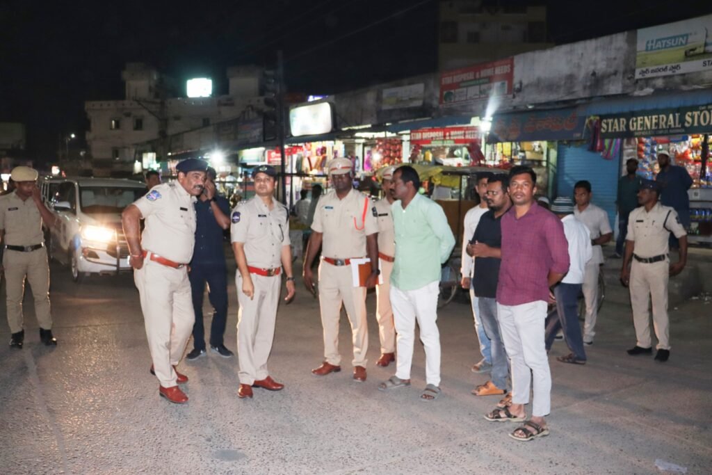 District SP conducts surprise inspection of Banswada Town Police Station