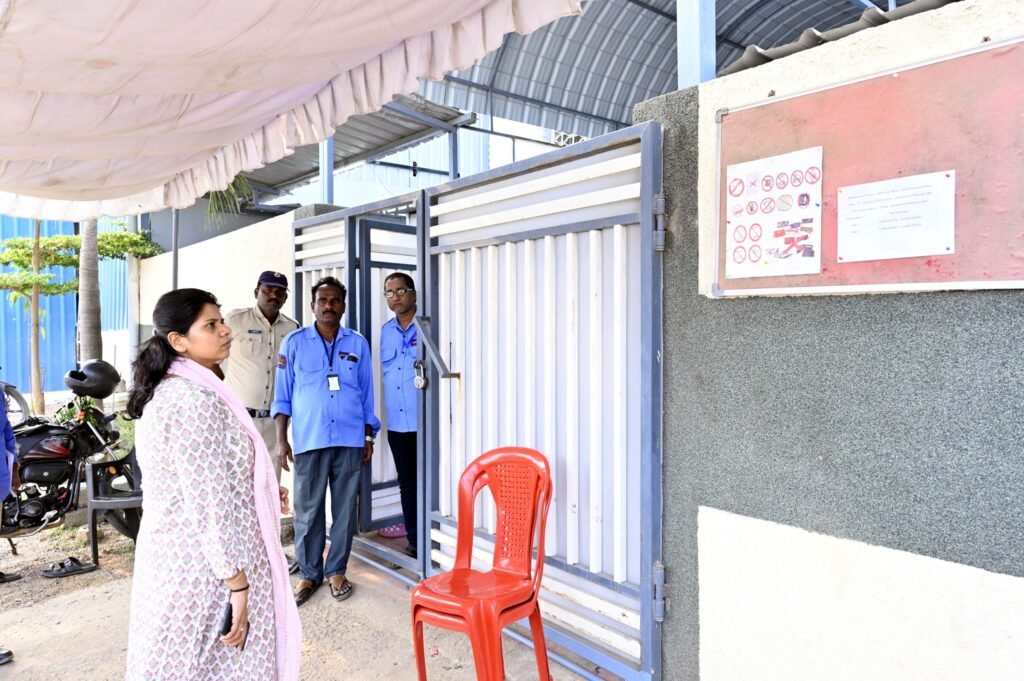 Collector inspects JEE Mains exam centre