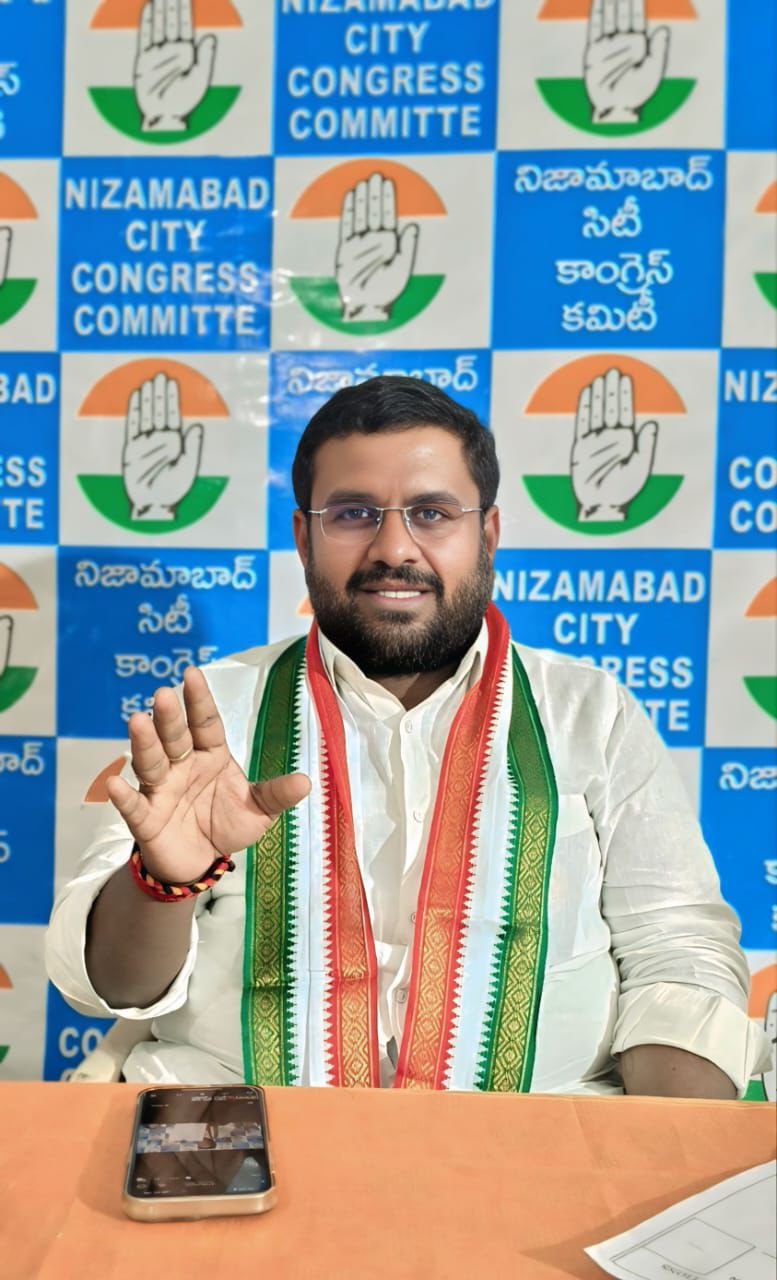 Reception of application forms at Congress Bhavan