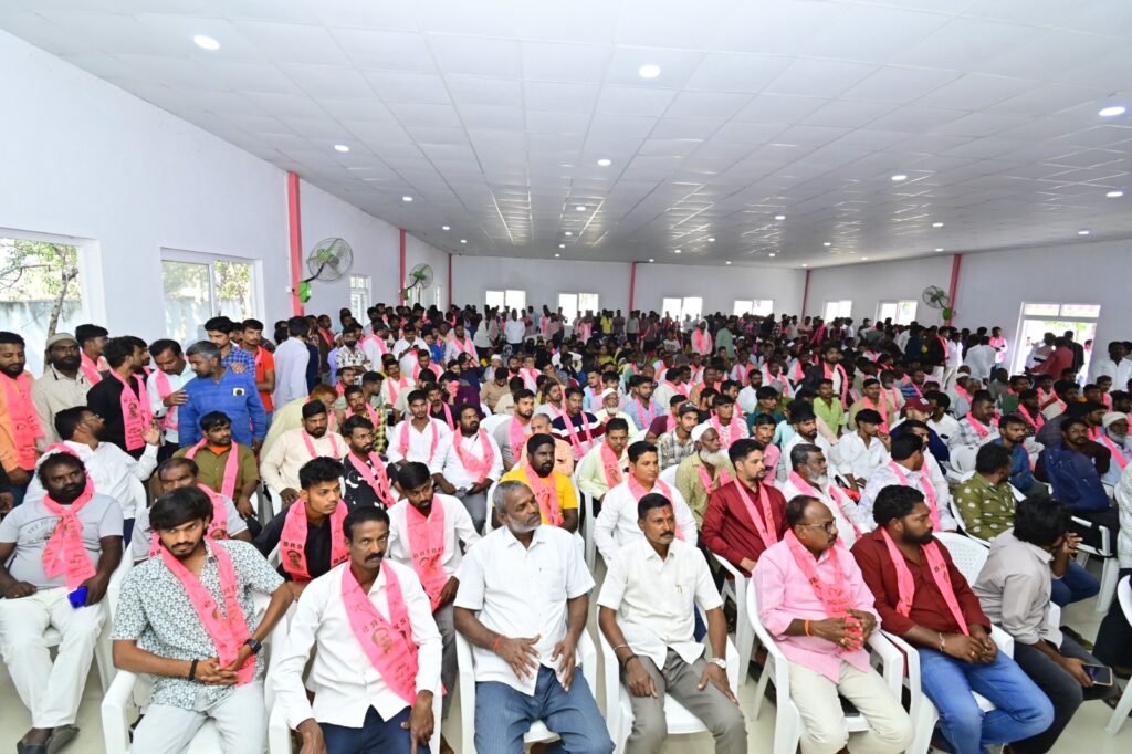 We are waving the pink flag in the municipal elections.