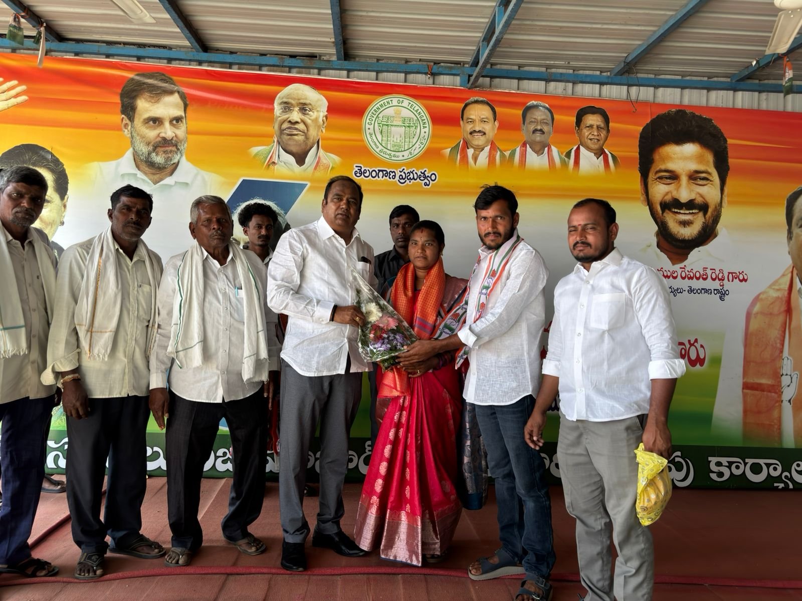 Kotalpalli Sarpanch joins Congress