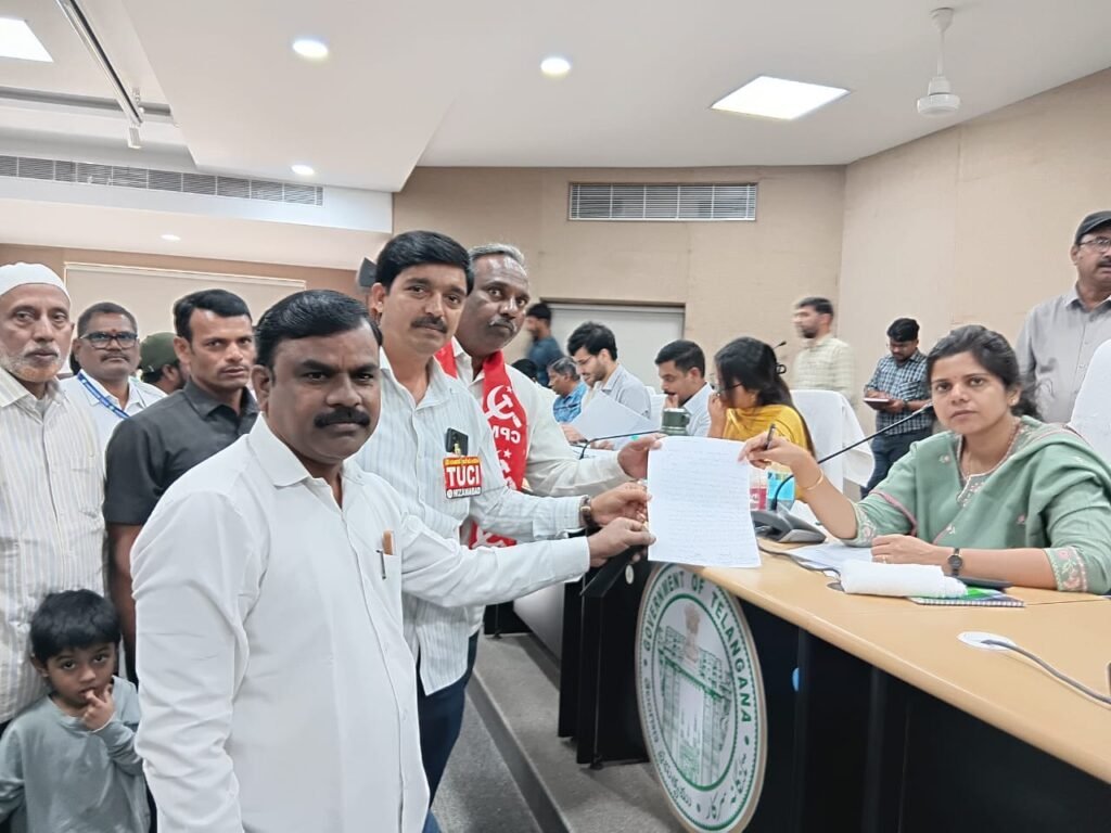 మున్సిపల్ కార్మికుల సమస్యలు పరిష్కరించాలి