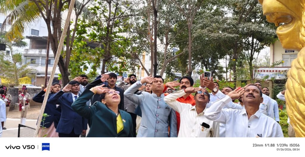 రాజ్యాంగ రూపశిల్పుల త్యాగాల ఫలితమే నేటి భారతం 