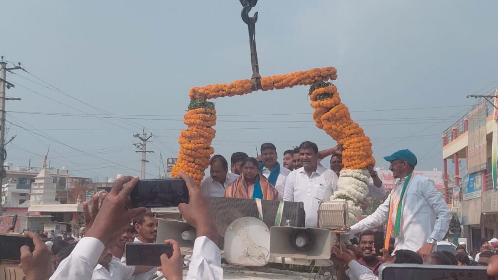 కోటి మంది మహిళలను కోటిశ్వర్లను చేయడమే కాంగ్రెస్ లక్ష్యం