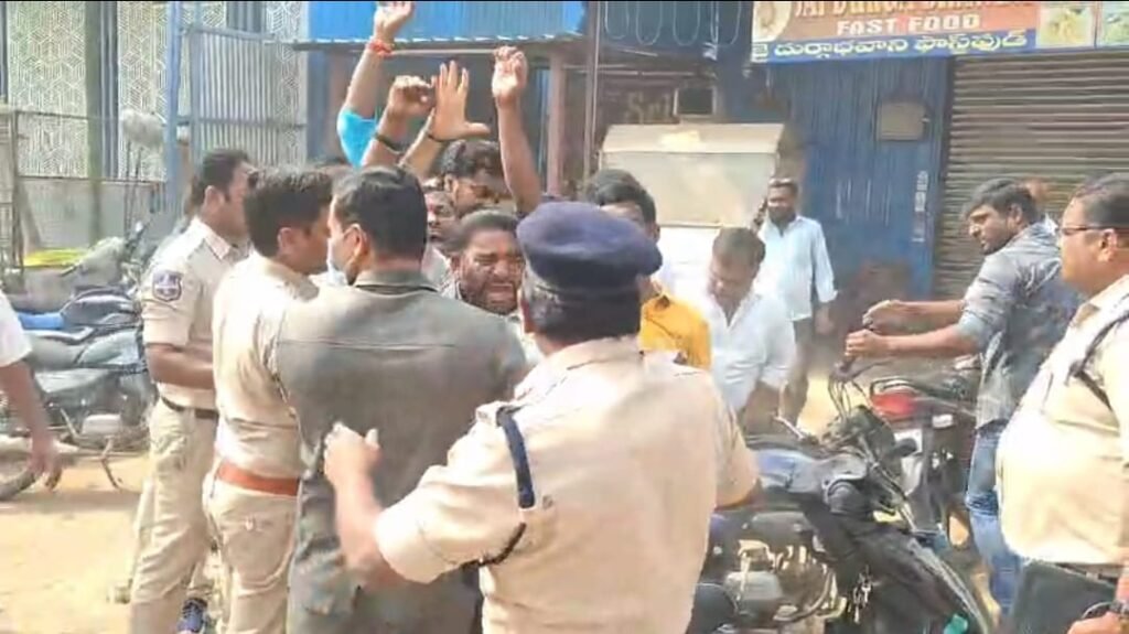 MLA's convoy obstructed in Bodhan