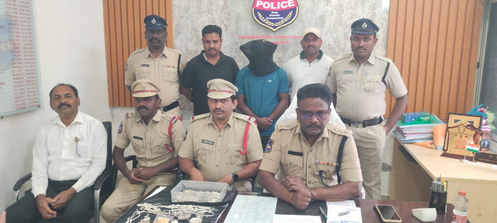 Gold shop robbery case solved in Bodhan