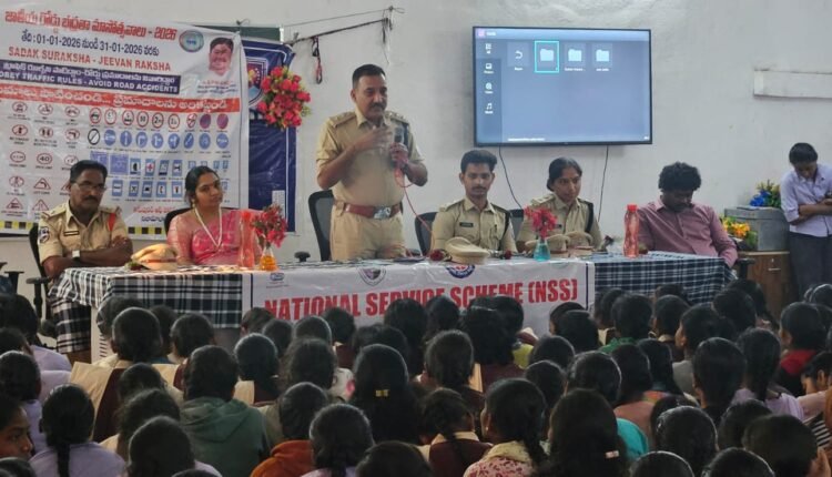 Students should be aware of road safety