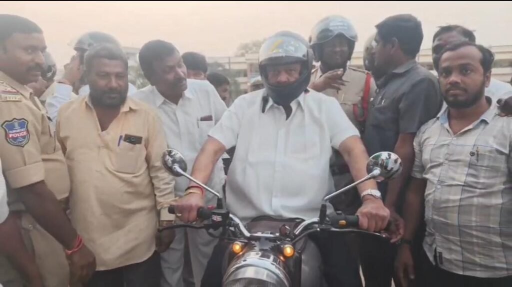 Road safety rules must be followed.
