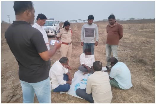 Police catch people gambling