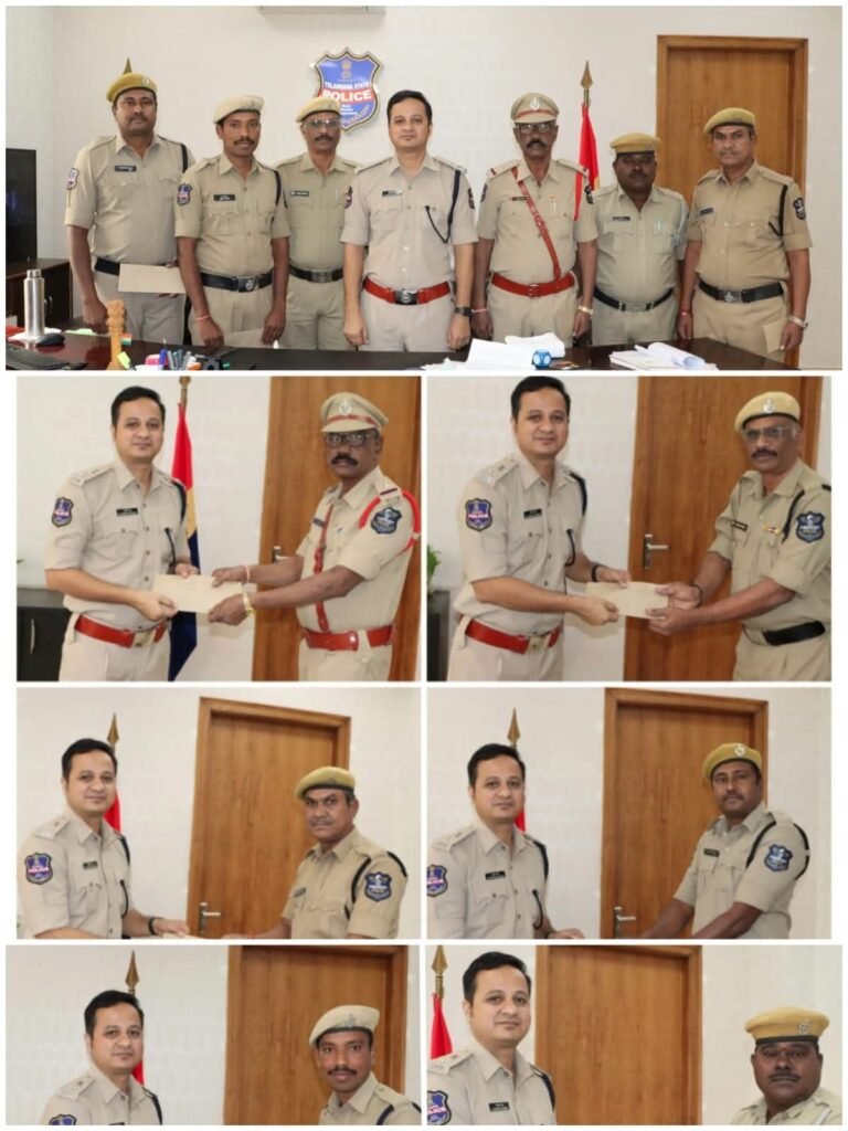 గంజాయి ని పట్టుకున్న పోలిసులకు క్యాష్ రివార్డ్