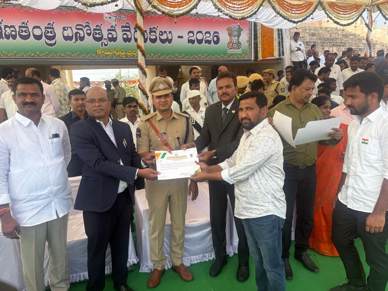 Certificates of appreciation for the best employees