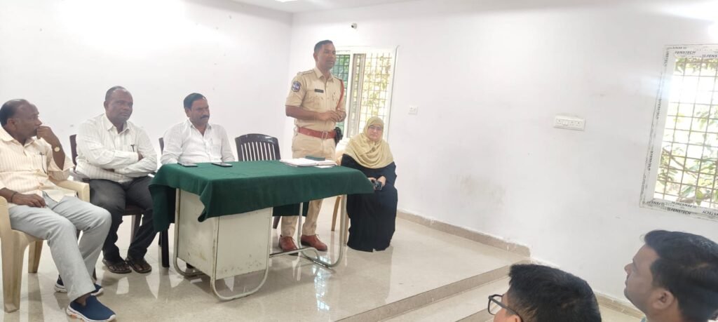 నూతన సర్పంచ్ లకు అరైవ్- అలైవ్ పై అవగాహన  సదస్సు