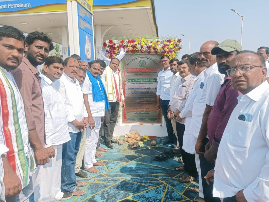 త్వరలో పనులు పూర్తి చేసి వరద నీటి డ్రైనేజీ ని వినియోగంలోకి తీసుకువస్తాం
