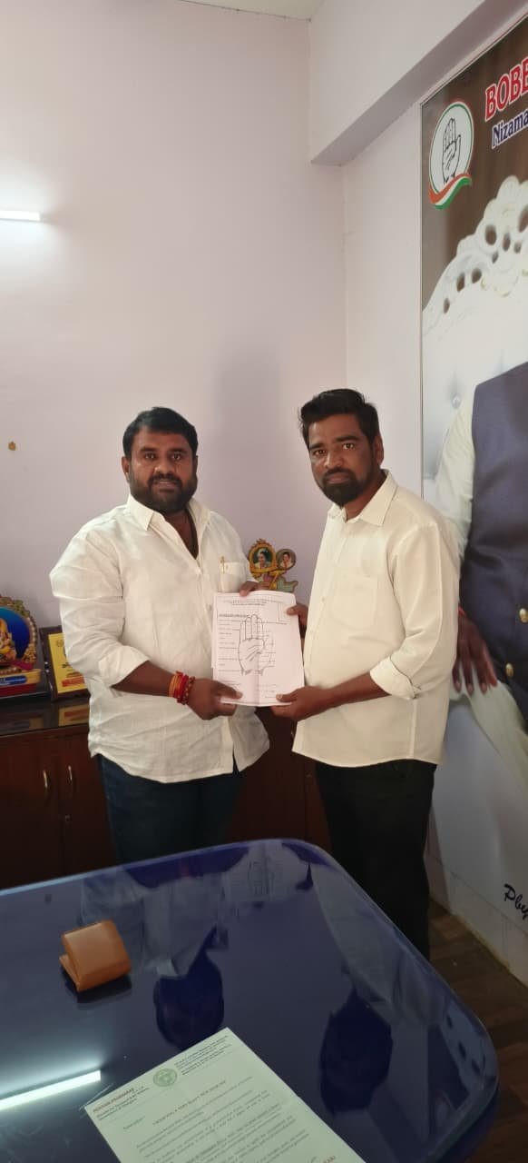 Gali Prasad applies for Congress ticket in corporation elections
