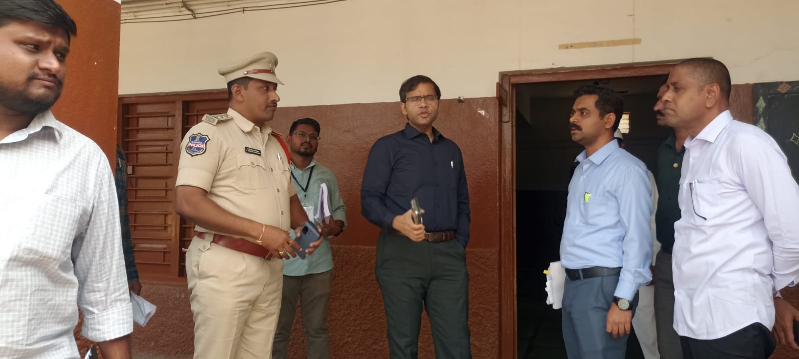 Inspection of strongrooms and election arrangements at Vijaya Mary School