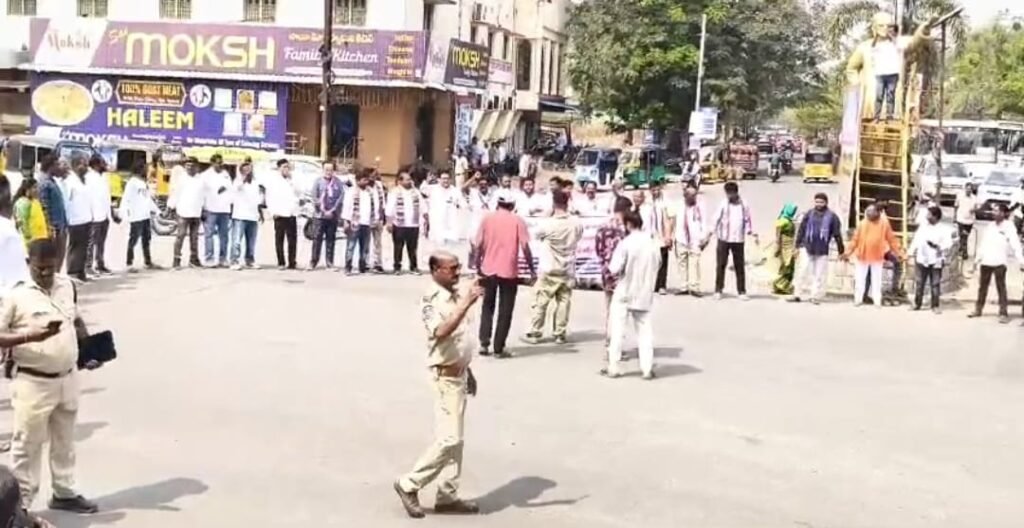 Rally, dharna to protest attack on Rajaka caste members, death of infant