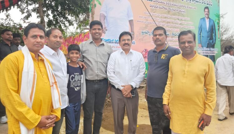 Nizamabad Vishwakarma dignitaries attended the coronation of the 8th generation grandson of Potuluri Veera Brahmendra Swamy