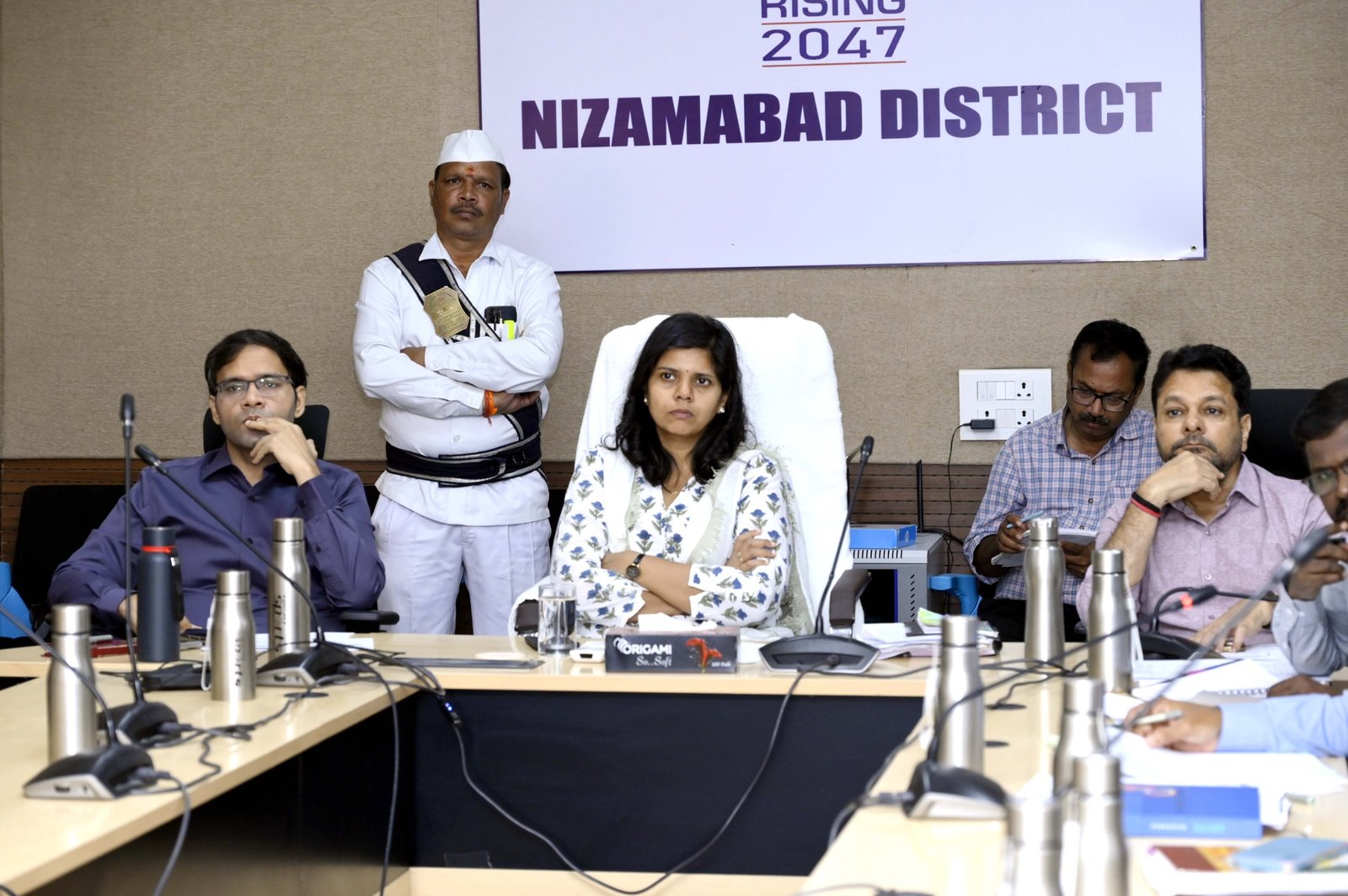 Randomization of polling staff in the presence of the Collector and Observer