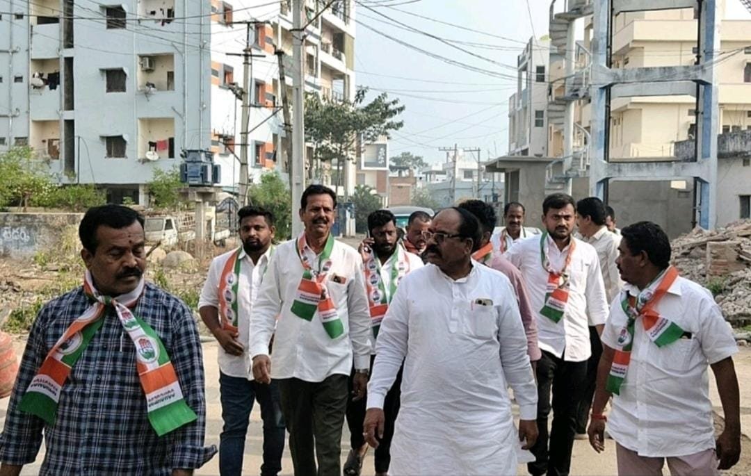 Congress candidate Lavanya Narsanna campaigning in Ward 1