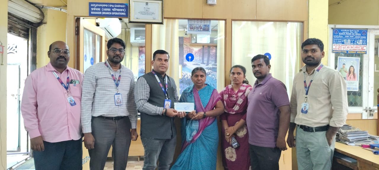 All SBI customers must take accident insurance