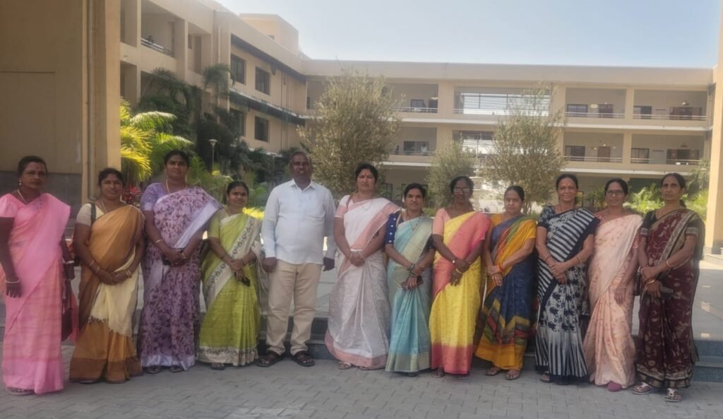 ఫిబ్రవరి 12న జరిగే సమ్మెను విజయవంతం చేయండి