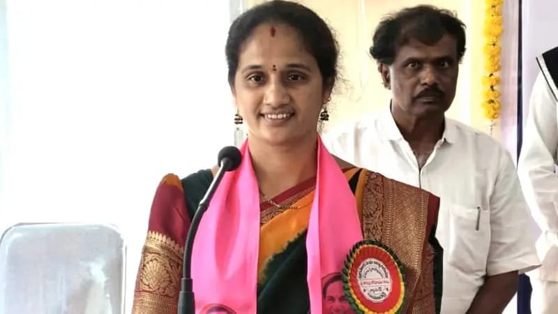 Umarani elected as Kamareddy Municipal Chairman