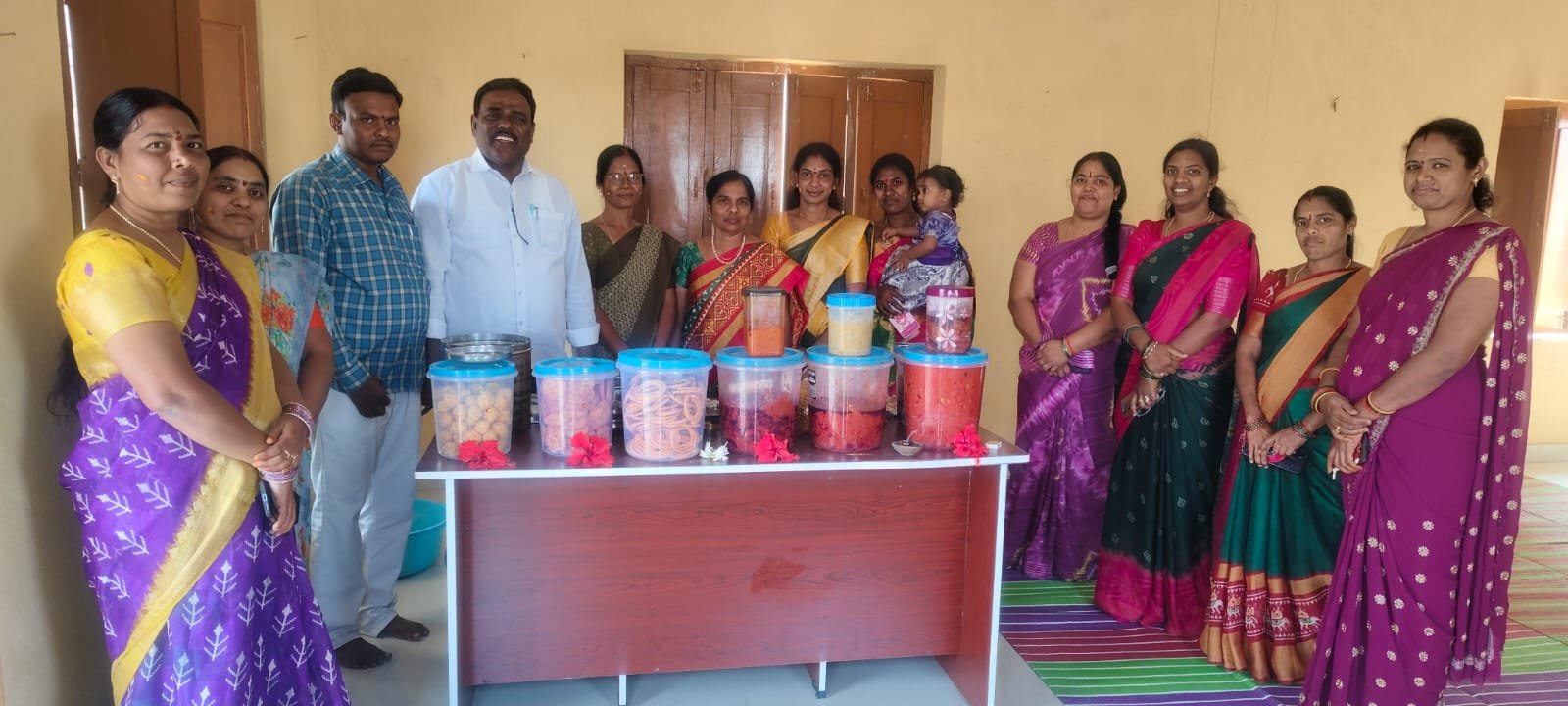 Women should become entrepreneurs.