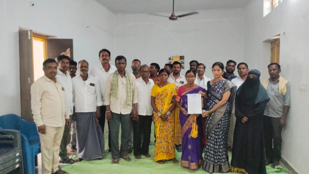 రసవత్తరంగా గ్రామ సభ…