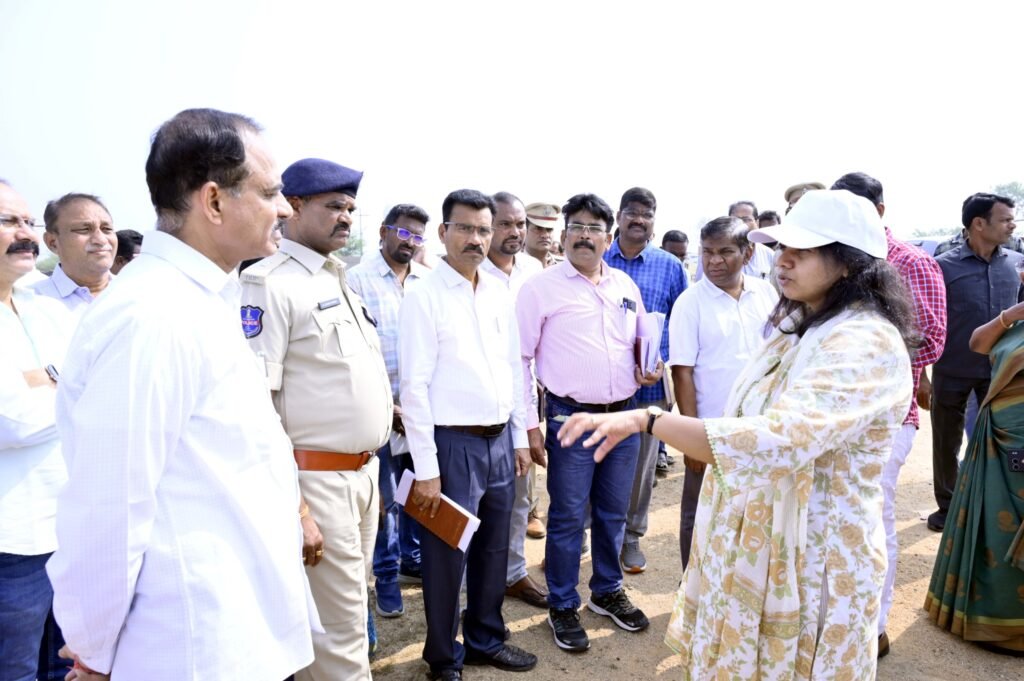 ముఖ్యమంత్రి పర్యటన ఏర్పాట్లను పరిశీలించిన కలెక్టర్, సీ.పీ