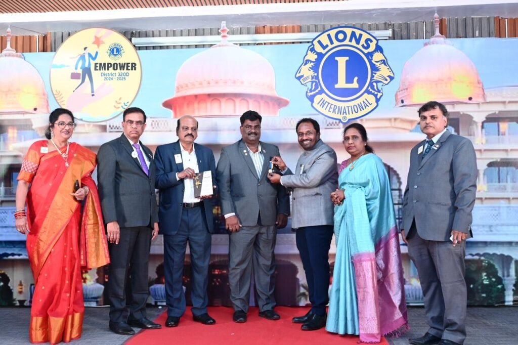 Lion Vijayanand gets Best Zone Chairman Award, District Governor Medal