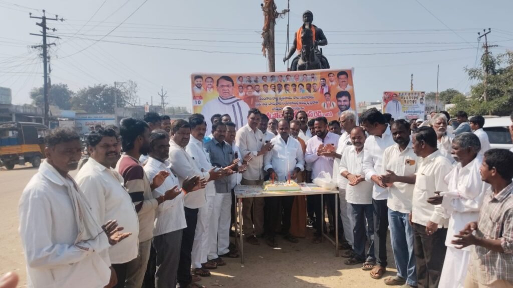 ఘనంగా ఎమ్మెల్యే పోచారం జన్మదిన వేడుకలు