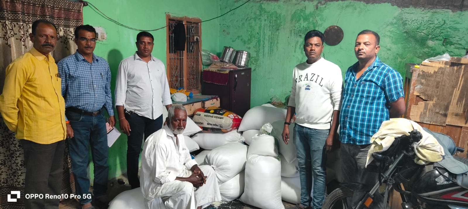CCS team conducts lightning raid on stored PDS rice