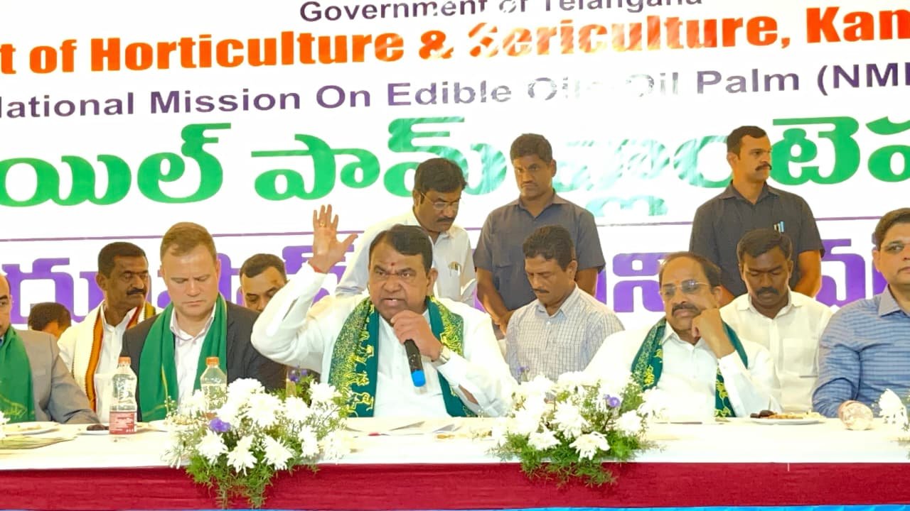 Crops that fetch high prices in the market should be cultivated.