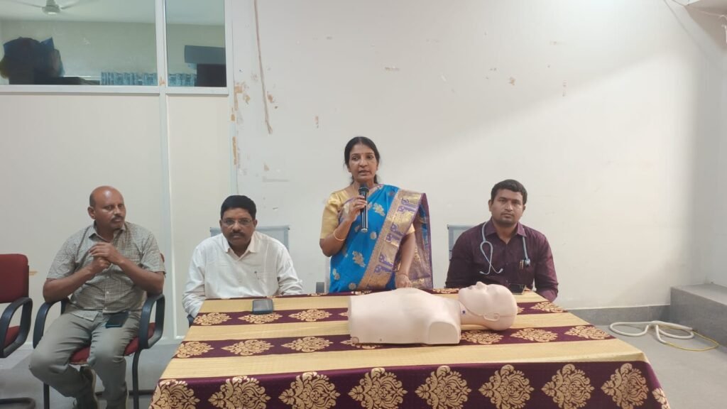 విద్యార్థులకు సీపీఆర్ పై అవగాహన కలిగించాలి