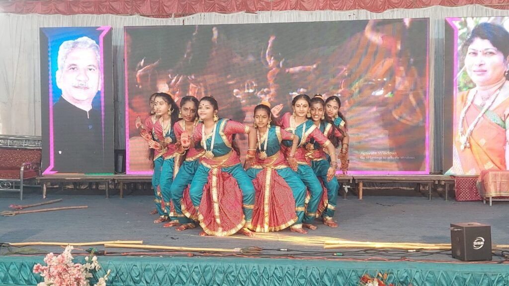Students should excel in line with Digambar Rao's aspirations