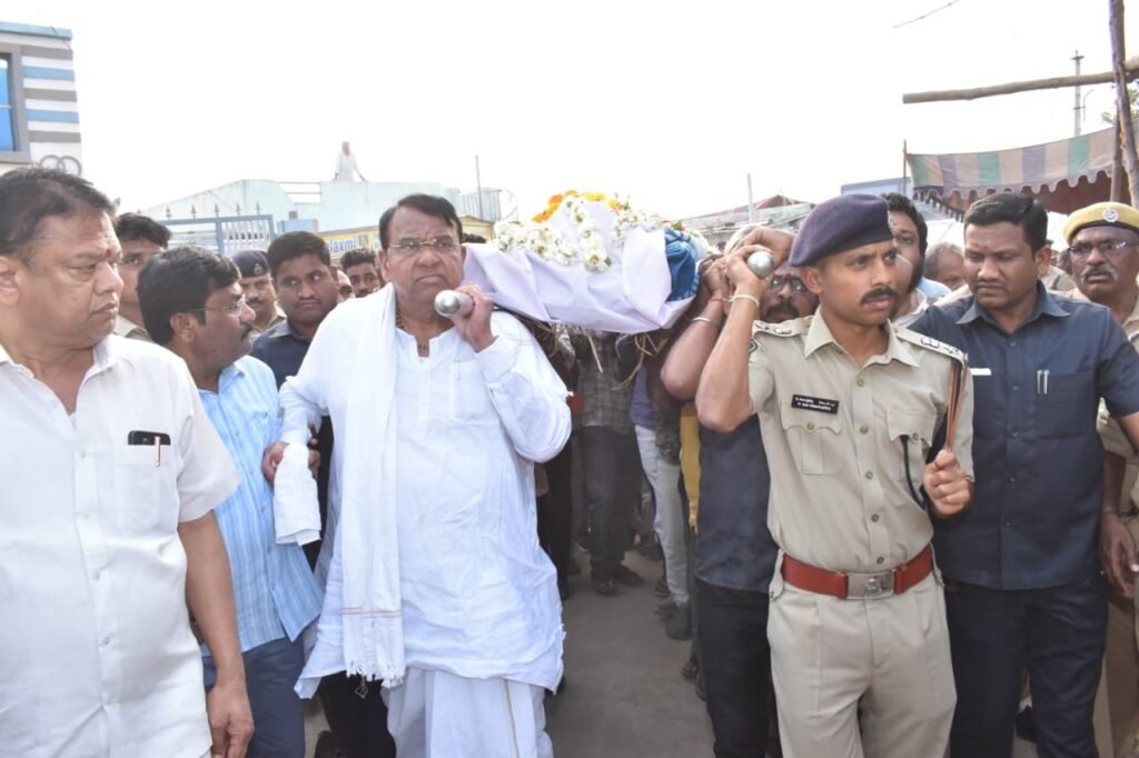 Excise Constable Soumya's last rites performed with full state honours